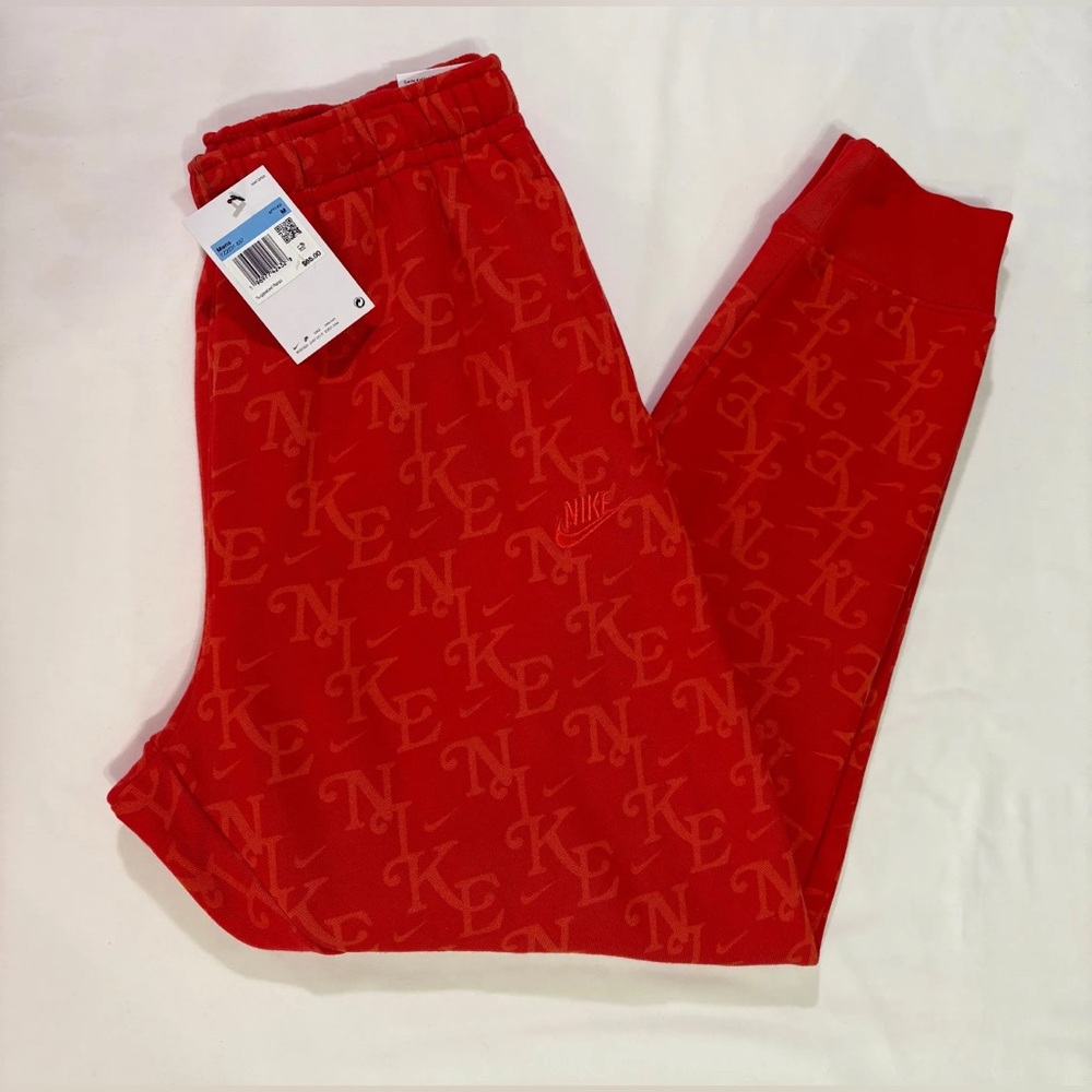 Nike Sportswear Club Fleece All Over Print Joggers Red FZ2231 657 - New